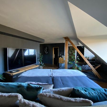 Private Wellness Suiten Mit Whirlpool Essen Kültér fotó